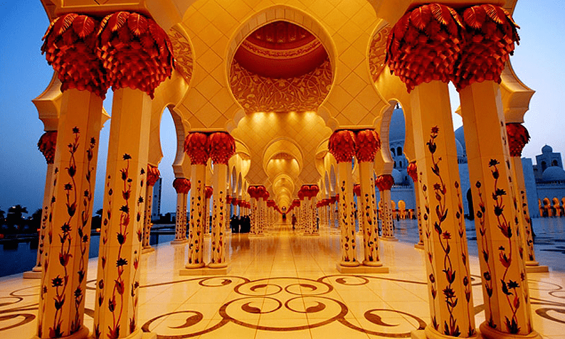 keunikan ornamen masjid agung sheikh zayed