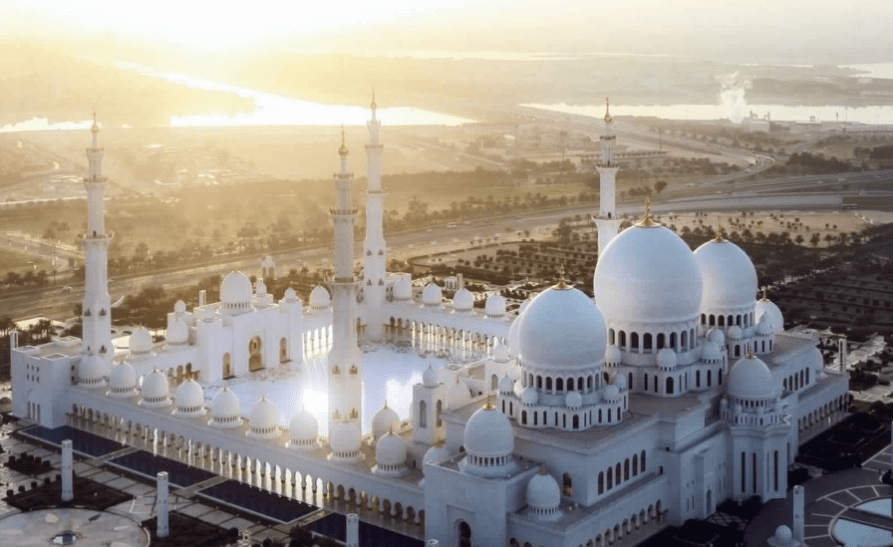 Masjid Agung Sheikh Zayed di Abu Dhabi 