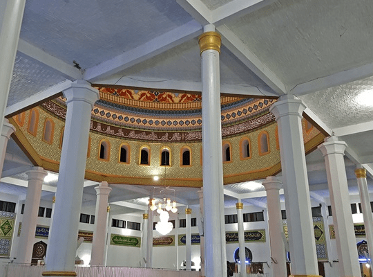 Arsitektural Masjid Raya Ruhama