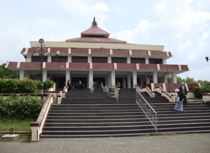 Masjid Agung Al-Ikhlas