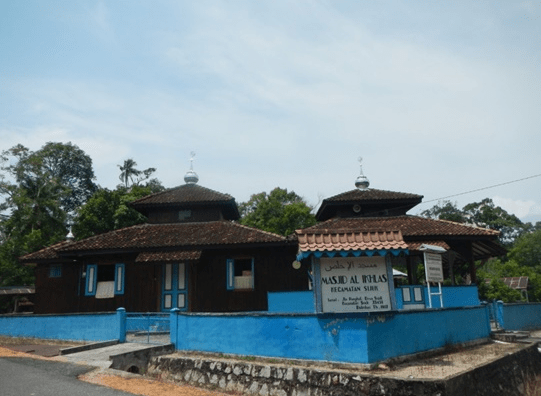 Masjid Al-Ikhlas Sijuk – Masjid Tertua di Belitung