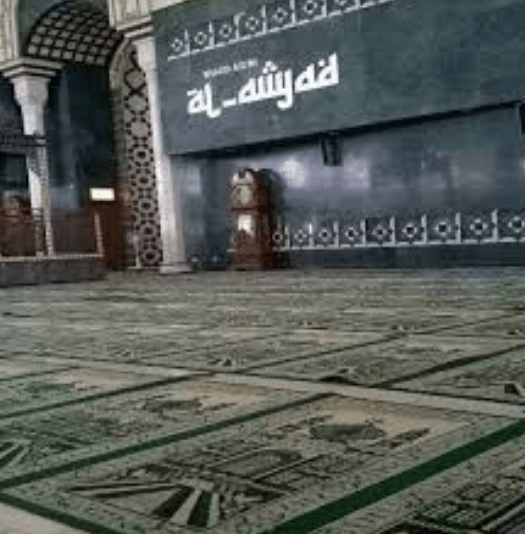 interior Masjid Agung Al-Amjad