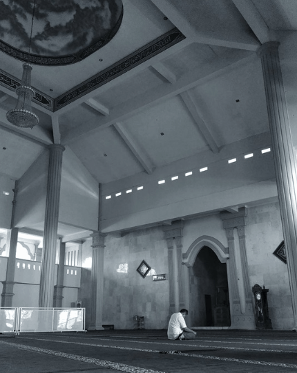 interior Masjid Agung Al-Mabrur