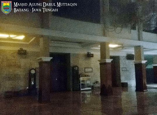 interior Masjid Agung Darul Muttaqin