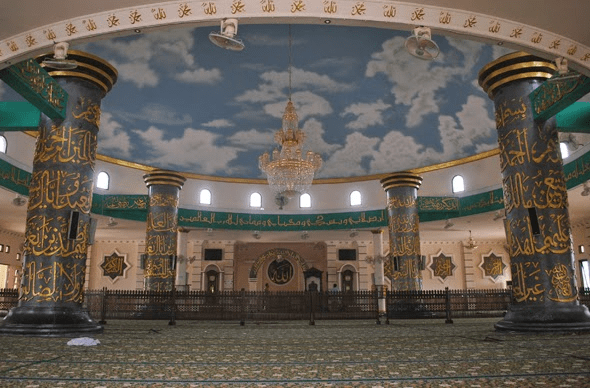 interior Masjid Agung Nurussalam Tanah Bumbu