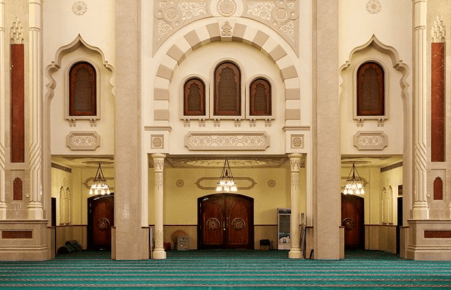 interior Masjid Al-Noor, Kota Sharjah