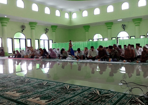 interior Masjid & Islamic Centre Kabupaten Pesawaran