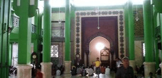 interior Masjid Jami’ Tiban Babussalam Probolinggo