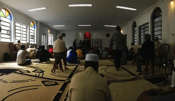 interior Mesquita da Luz Masjid di Rio de Janeiro - Brazil