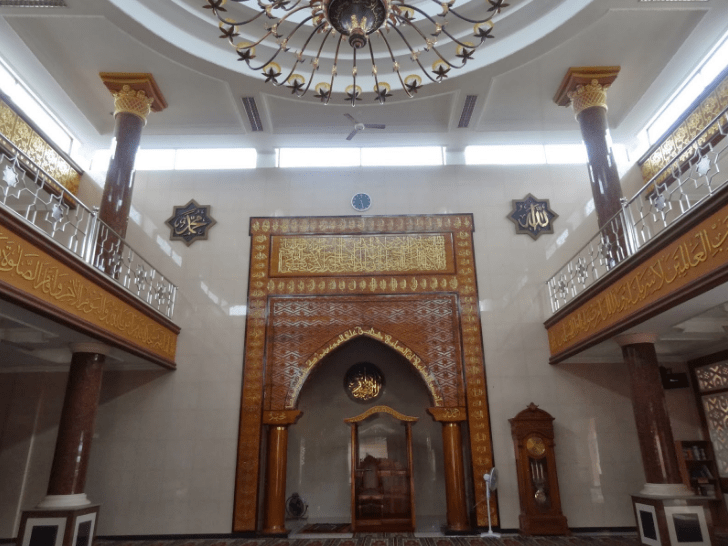 interior masjid agung banjar