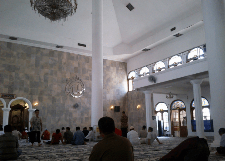 interior masjid agung purwakarta