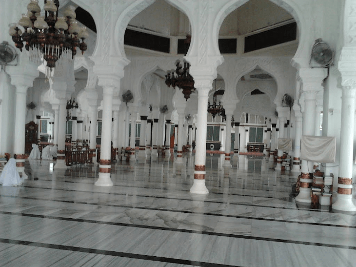 interior masjid baiturrahman