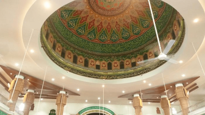 interior masjid nurul makmur