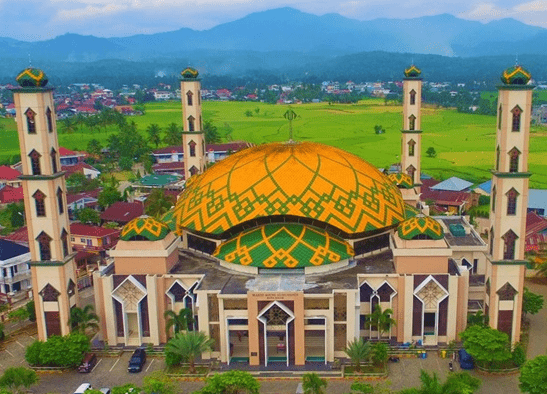 masjid agung al muhsinin.