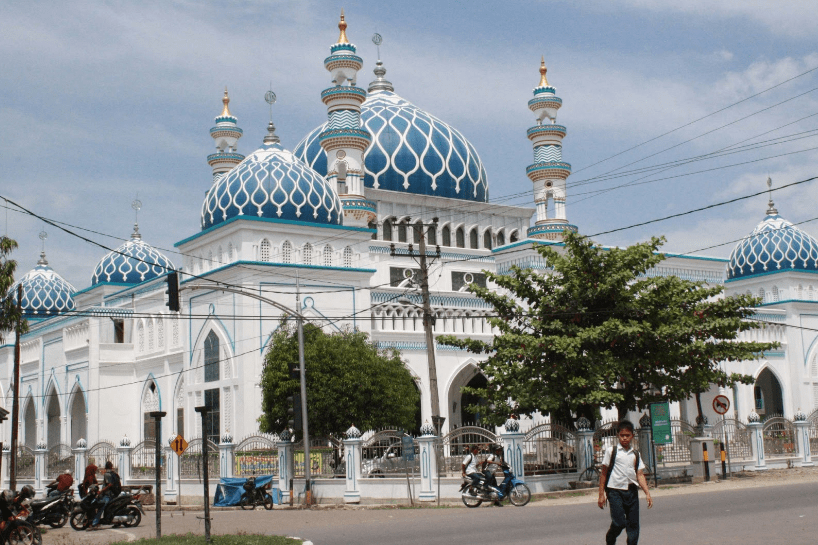 masjid agung baiturahmi