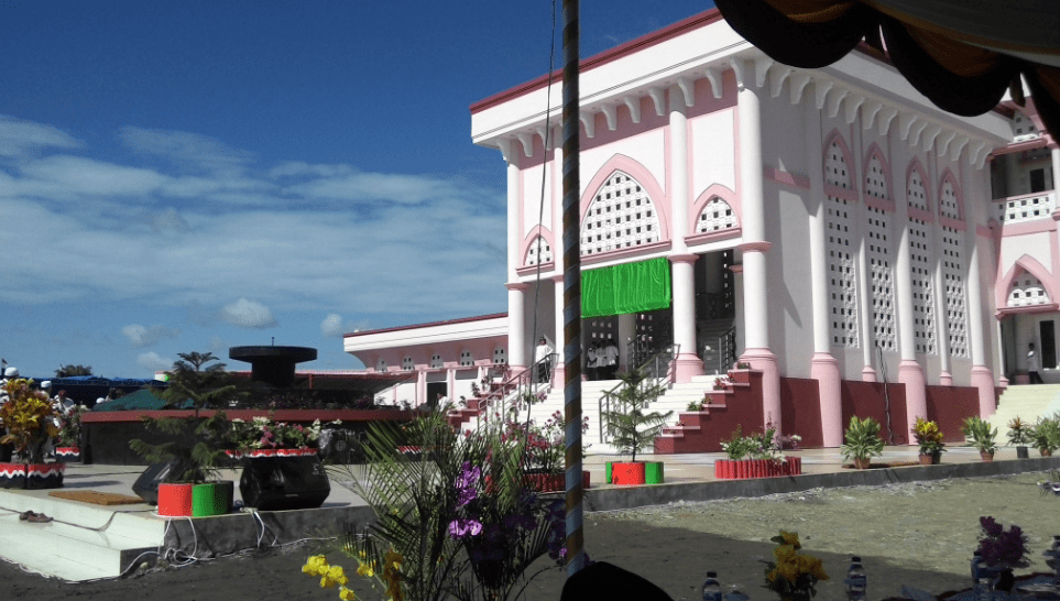 masjid agung iqro