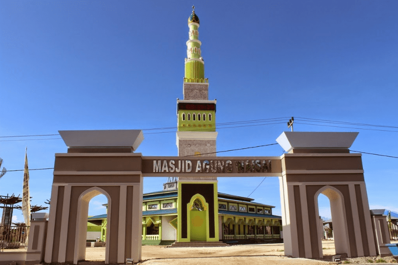 masjid agung waisa raja ampat