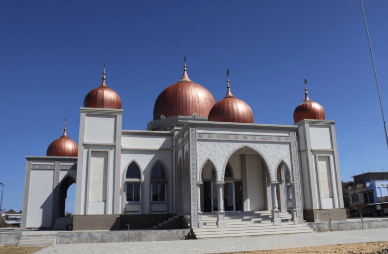 masjid baitul makmur krueng sabee