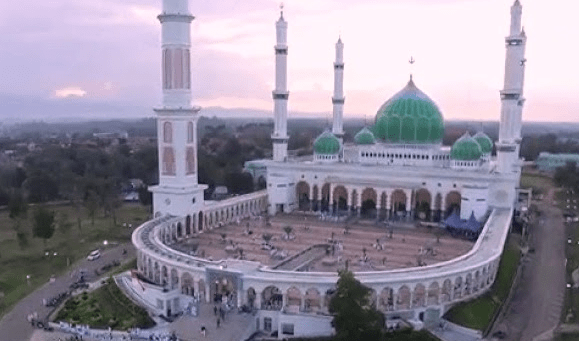 Masjdi Agung Madani Rokan Hulu