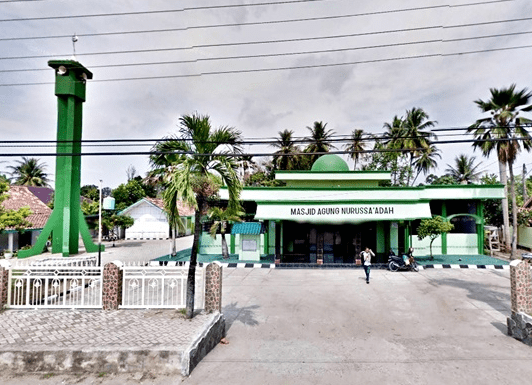 Masjid Agung Nurussa’adah – Tanjung Raja