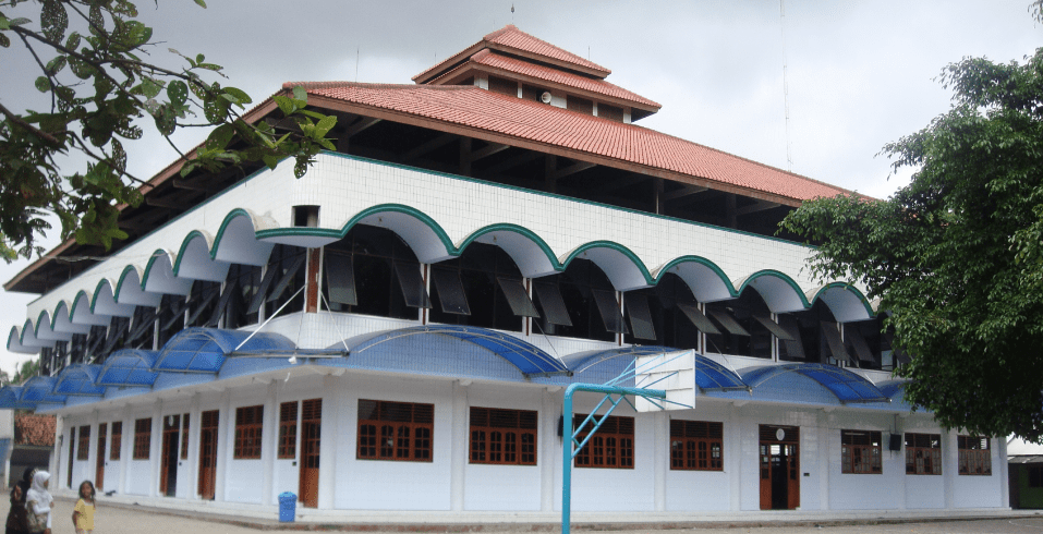 Masjid Al-Ulya Ponpes Sumber Barokah