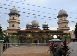 Masjid Besar Ghoyatul Jihad - Masjid Sang Pengibar Bendera Pusaka Sejati