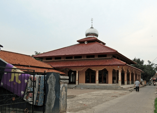 Masjid Jami’ Al-Hidayah, Tegal Danas Kaum