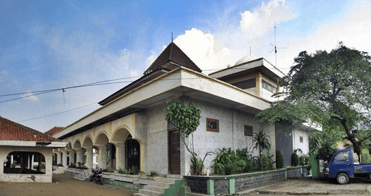 Masjid Jami’ As-Salam Pasar Serang, Cikarang