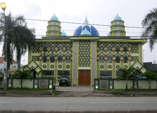 Masjid Jami’ Sirojul Huda Leweung Malang