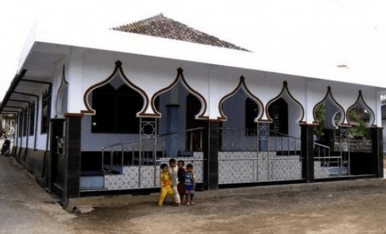 Masjid Kikisik – Masjid Yang Luput Dari Terjangan Lahar Gunung Galunggung