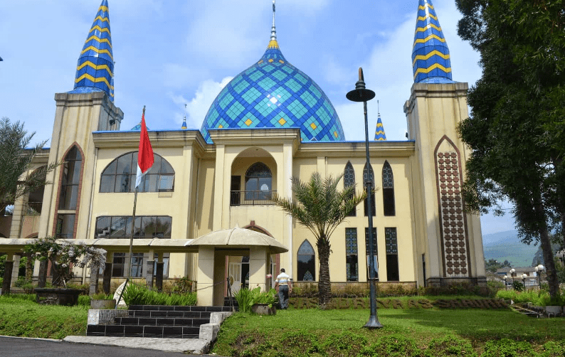 Masjid Kubah Biru Ciater