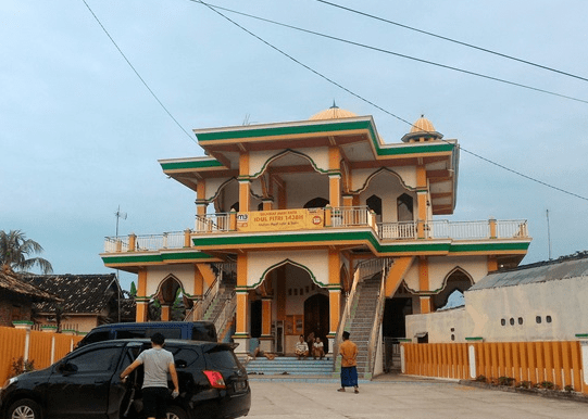 Masjid Nurul Yaqin Lubuk Kamal