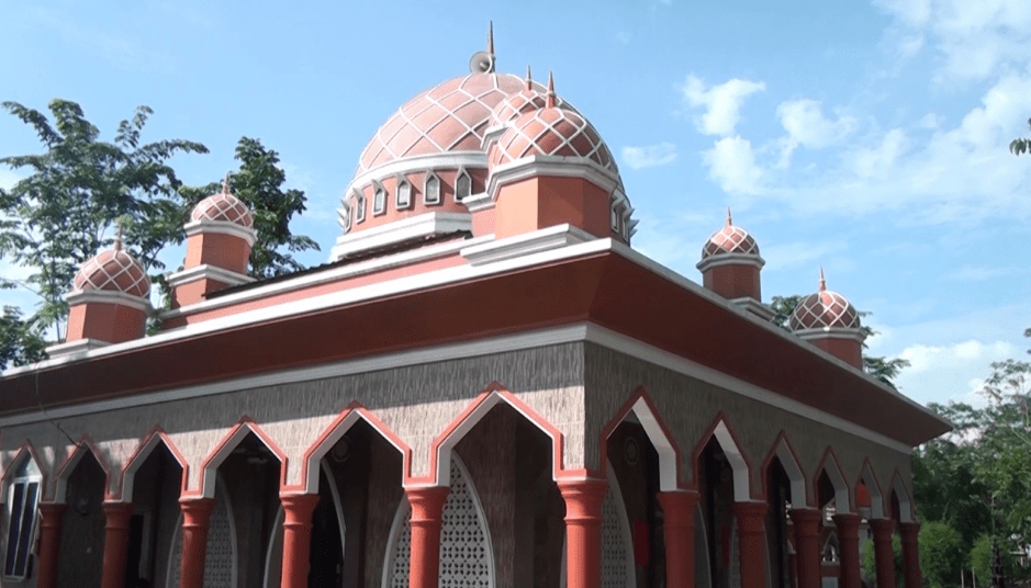 Masjid Pesantren Tahfizh Daarul Qur’an Cinta Asih