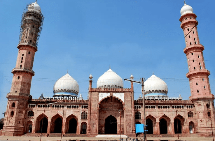 Masjid Taj-Ul, Masjid Terbesar di India