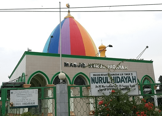 Masjid ‘Kubah Pelangi’ Nurul Hidayah Palembang