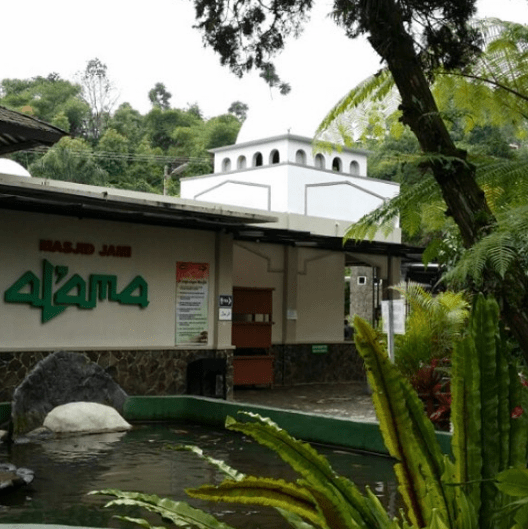 arsitektur Masjid Al-Ama Ciater