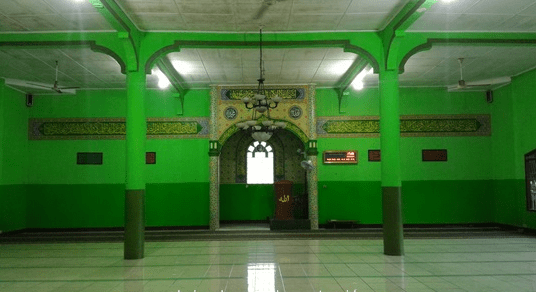 interior Masjid Jami’ Al-Barkah Dusun Kawali