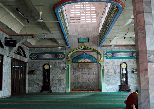 interior Masjid Jami’ Baitul Huda Cawang – Jakarta Timur