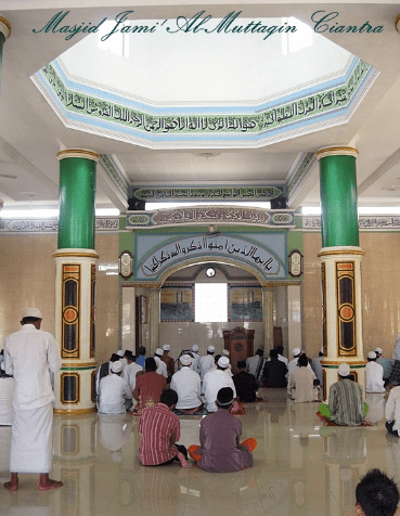 interior Msjid Jami’ Al-Muttaqin, Pegaulan, Cikarang