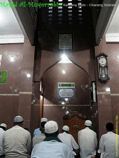 mimbar Masjid Al-Muqorrobin, Kandang Roda, Cikarang Selatan