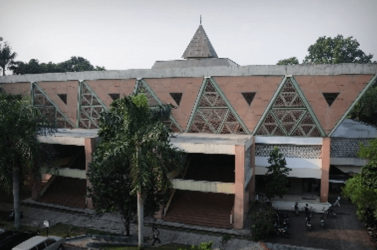 Masjid Al-Hurriyah, Institut Pertanian Bogor, Jawa Barat