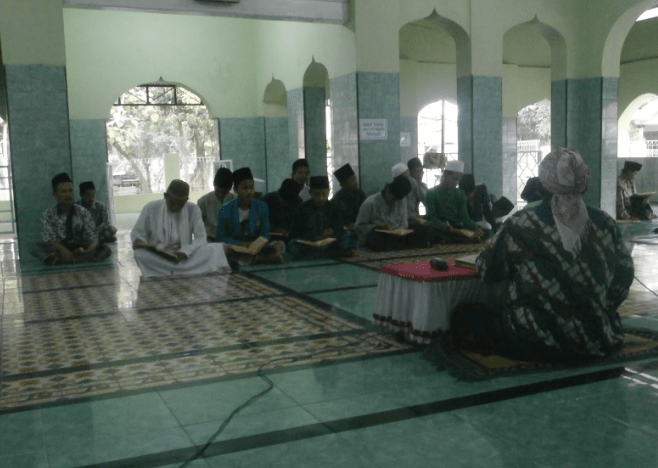 interior Masjid Al-Kurdi, Saksi Sejarah Kabupaten Brebes