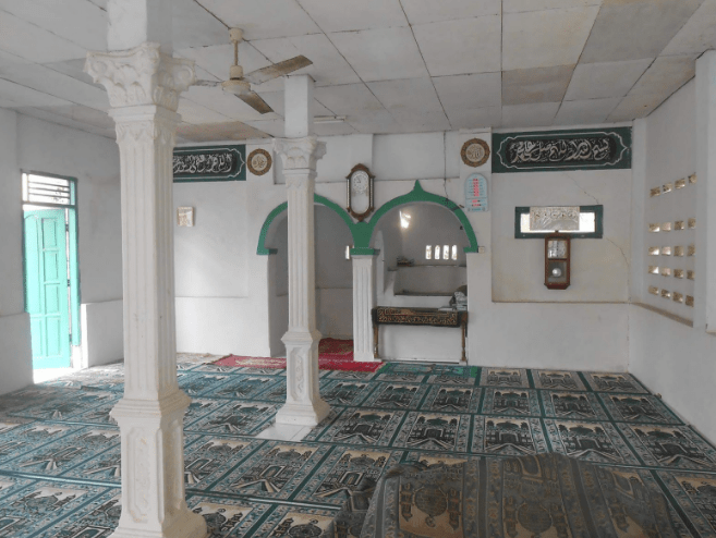 interior Masjid Jami’ An-Nawawi