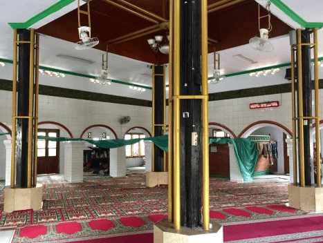 interior Masjid Kali Pasir