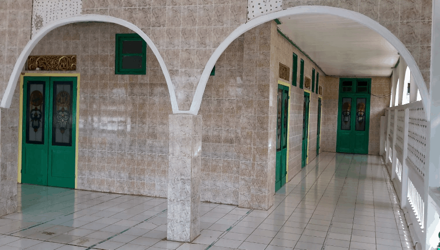 teras Masjid Jami’ Sungai Banar