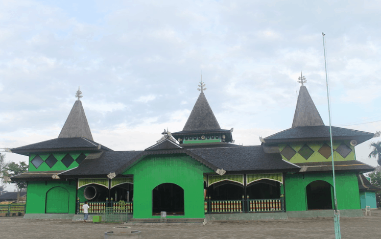 Masjid sultan suriansyah, tertua di Banjarmasin